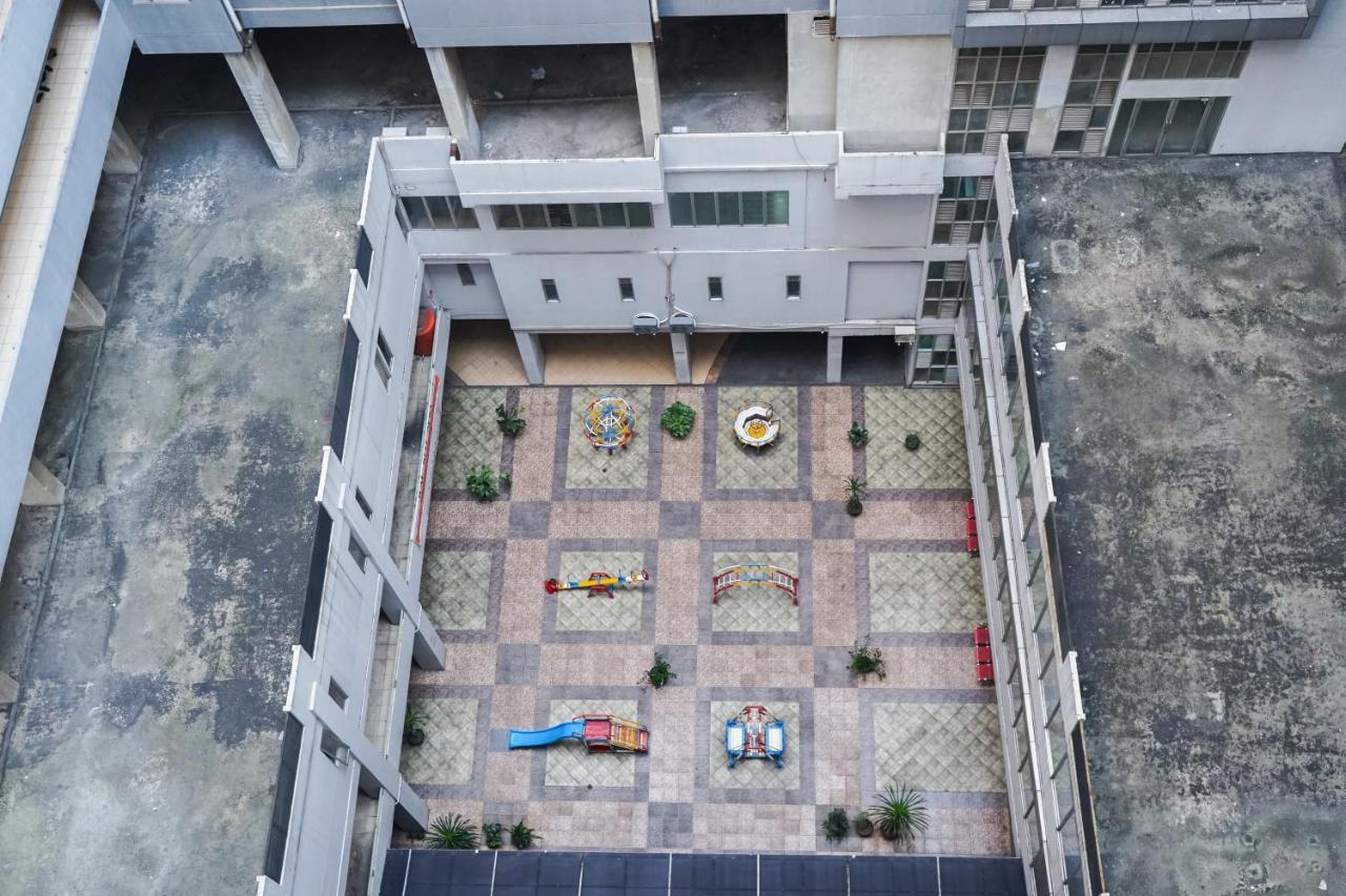 Apartment Spacious Menteng Square By Travelio *